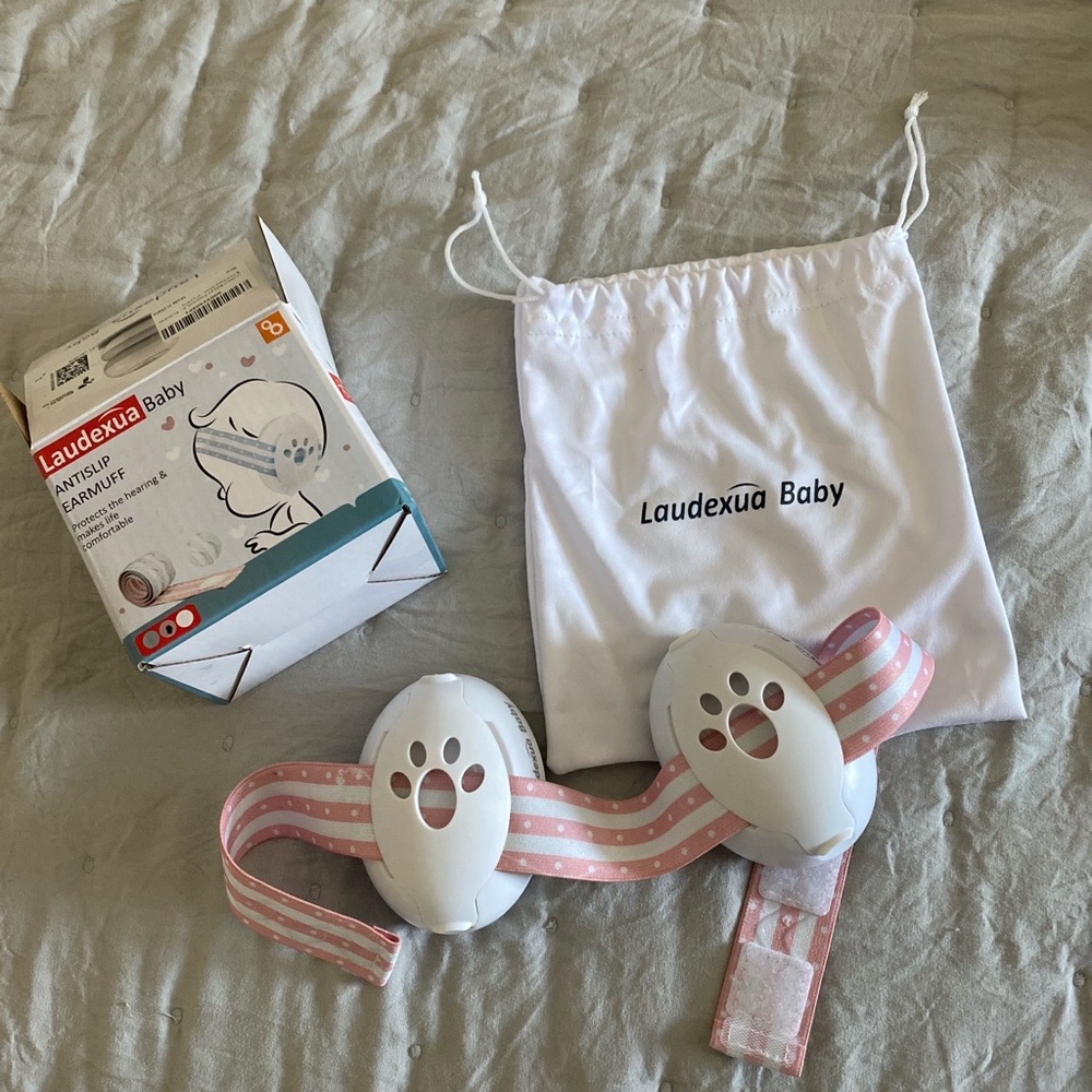 Laudexua baby earmuffs - Pink and White